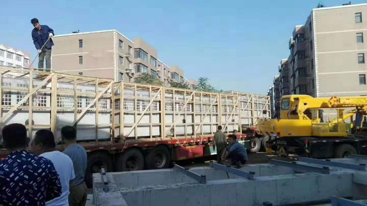 大型酒店日常熱水用什么設(shè)備？