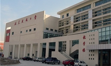 福澤萬(wàn)千學(xué)子，碧淶學(xué)?？諝庠礋崴畽C(jī)成校園熱水新選擇